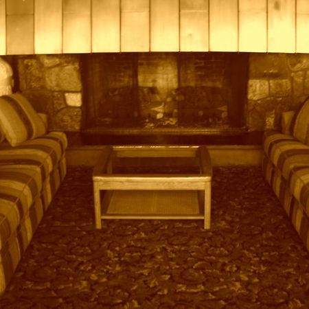 The Burntwood Hotel Thompson Luaran gambar