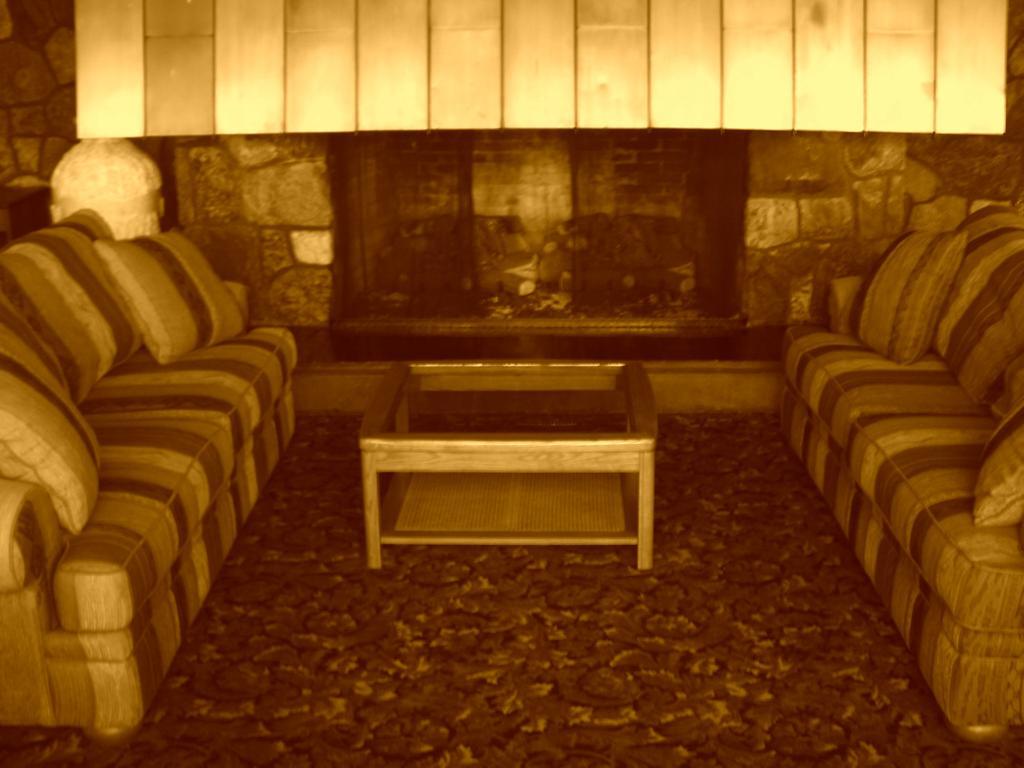 The Burntwood Hotel Thompson Luaran gambar